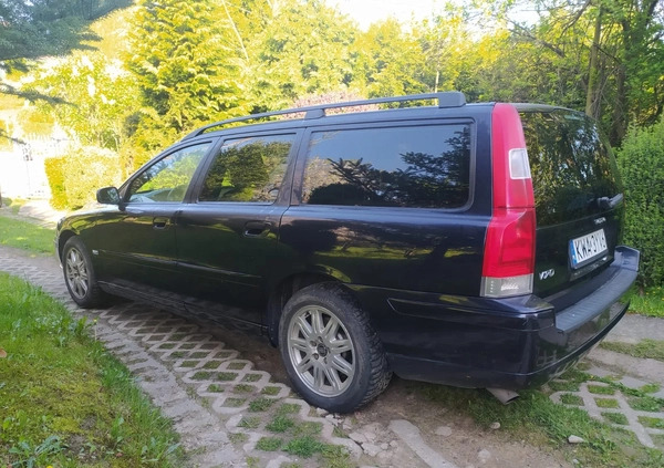 Volvo V70 cena 7300 przebieg: 458000, rok produkcji 2005 z Andrychów małe 29